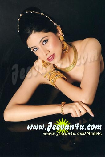 Alfiya Female Model Pictures Bangalore